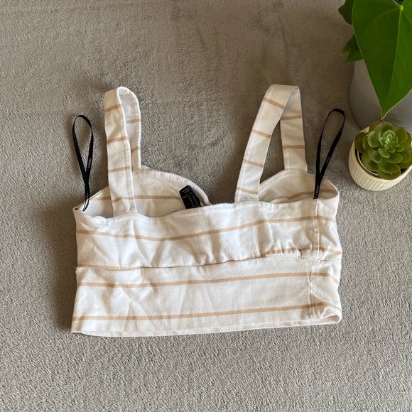 Forever 21 white striped tanktop size M - Picture 2 of 3